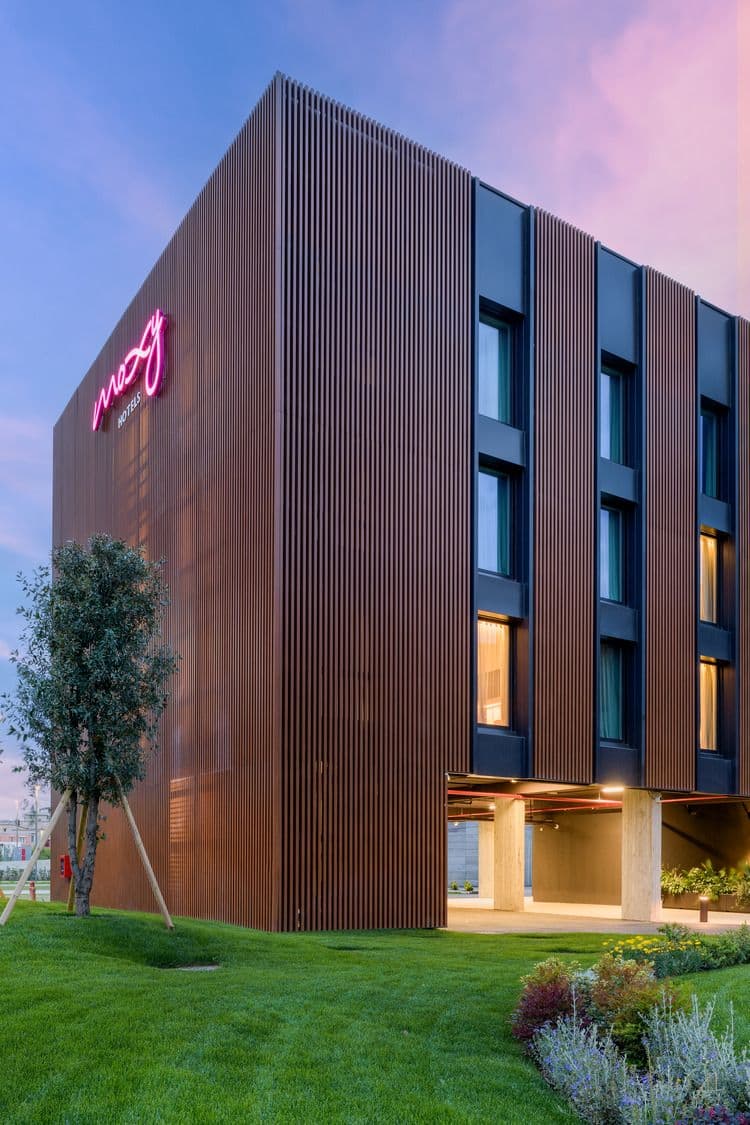 Hotel Moxy - Pompei